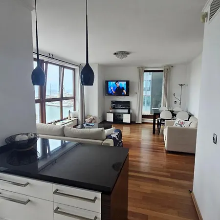 Sea Towers Luxury *